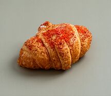 Круассан с абрикосом 