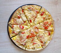 Пицца с курицей