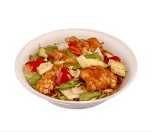 WOK с креветками в красном чили соусе