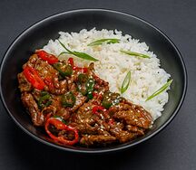 Говядина по-сычуаньски с паровым рисом