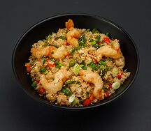 Жареный рис с креветками