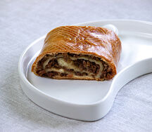 Рулет с говядиной