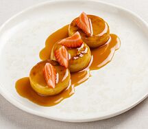 Домашние сырники с соленой карамелью