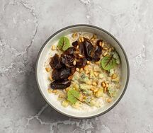 Каша овсяная с голубым сыром