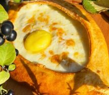 Хачапури по-аджарски
