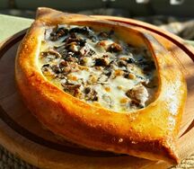 Хачапури с лесными грибами