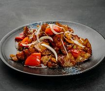 Жареный баклажан со свининой (кубиками)