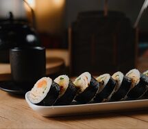 Кимпаб со снежным крабовым мясом
