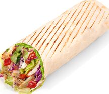 Данар Богатырь в лаваше с курицей