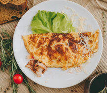 Омлет закрытый с курицей