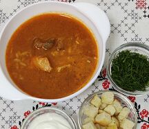 Харчо со свининой и курицей