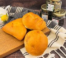 Пирожок с картофелем и грибами