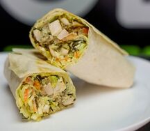 Good с соусом гриль и картофелем фри