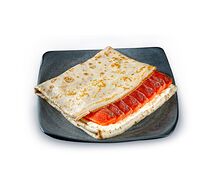 Блин с форелью и творожным сыром