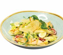 Салат Цезарь c курицей