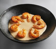 Креветки с соусом дорблю