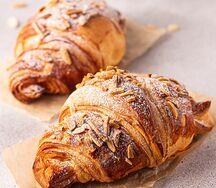 Кенигсбергский круассан с марципаном