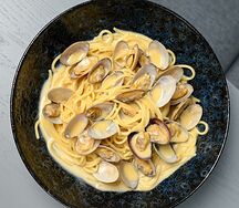 Спагетти с моллюсками вонголе