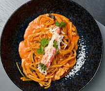 Домашняя паста с мясом камчатского краба