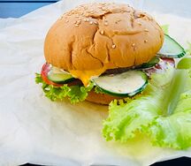 Фирменный бургер