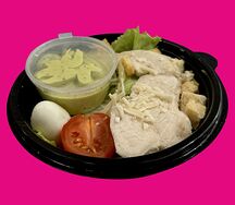 Чикен-салат с базиликовым соусом 