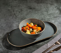 Печёные овощи с заправкой из кинзы