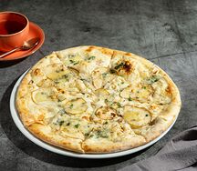 С грушей и сыром дорблю