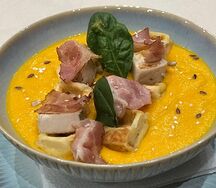 Крем - Суп из тыквы с цыпленком и беконом