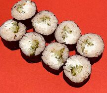 Ролл с огурцом