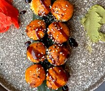 Запеченный ролл с курицей 