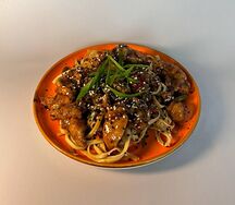 Вок Кусочки курочки в соусе Терияки с овощами