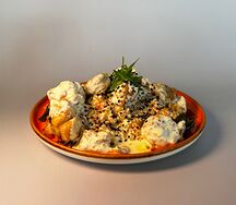 Вок Свинина в сырном соусе с овощами и рисом