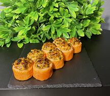 Запеченный с угрем и лососем