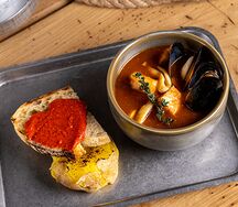 Буйабес с соусом руй