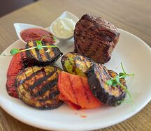 Стейк натуральный из вырезки