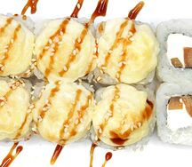 Запеченный с копченым кальмаром