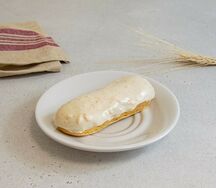 Эклер с творожно-сырным кремом