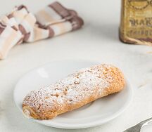 Эклер Ванильный с кракелюром