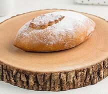 Пирожок со смородиной и яблоком