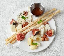 Сырная нарезка