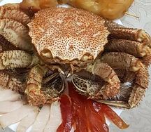 Краб Волосатик с устричным соусом