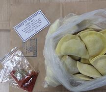 Замороженные вареники с картошкой и лучком