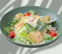 Салат Цезарь с курицей