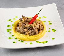 Бефстроганов с картофельным пюре