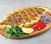Пиде с рубленым мясом
