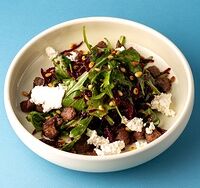 Салат с запеченной свеклой