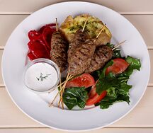 Кебаб с печеным картофелем