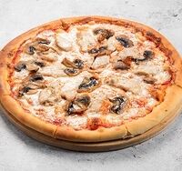 Пицца с курицей и грибами