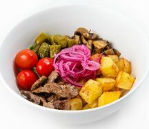 Салат с телятиной и картофелем