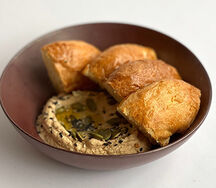 Хумус с семечками